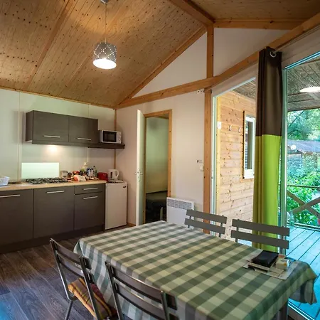 Beau Rivage Camping *