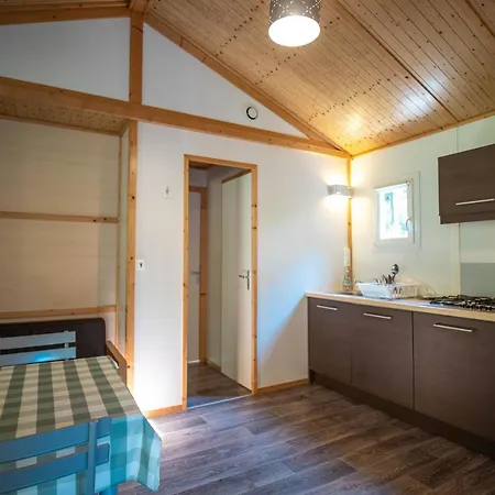 Beau Rivage Camping *