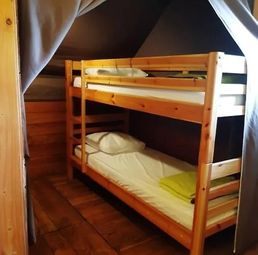 Beau Rivage 营地 *