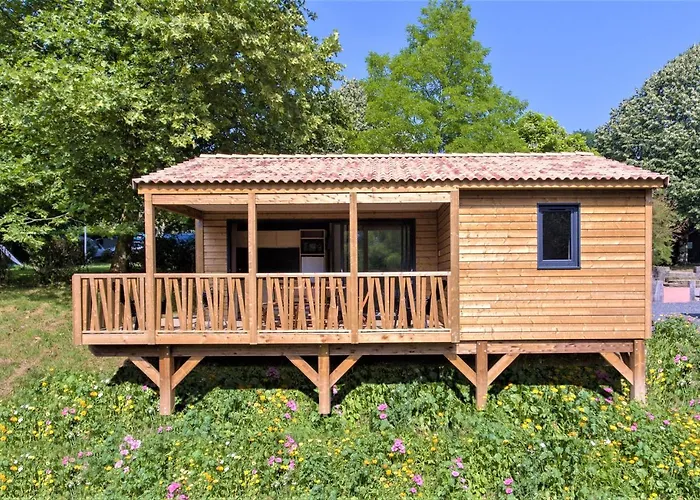 营地 Beau Rivage 纳瓦莱克斯